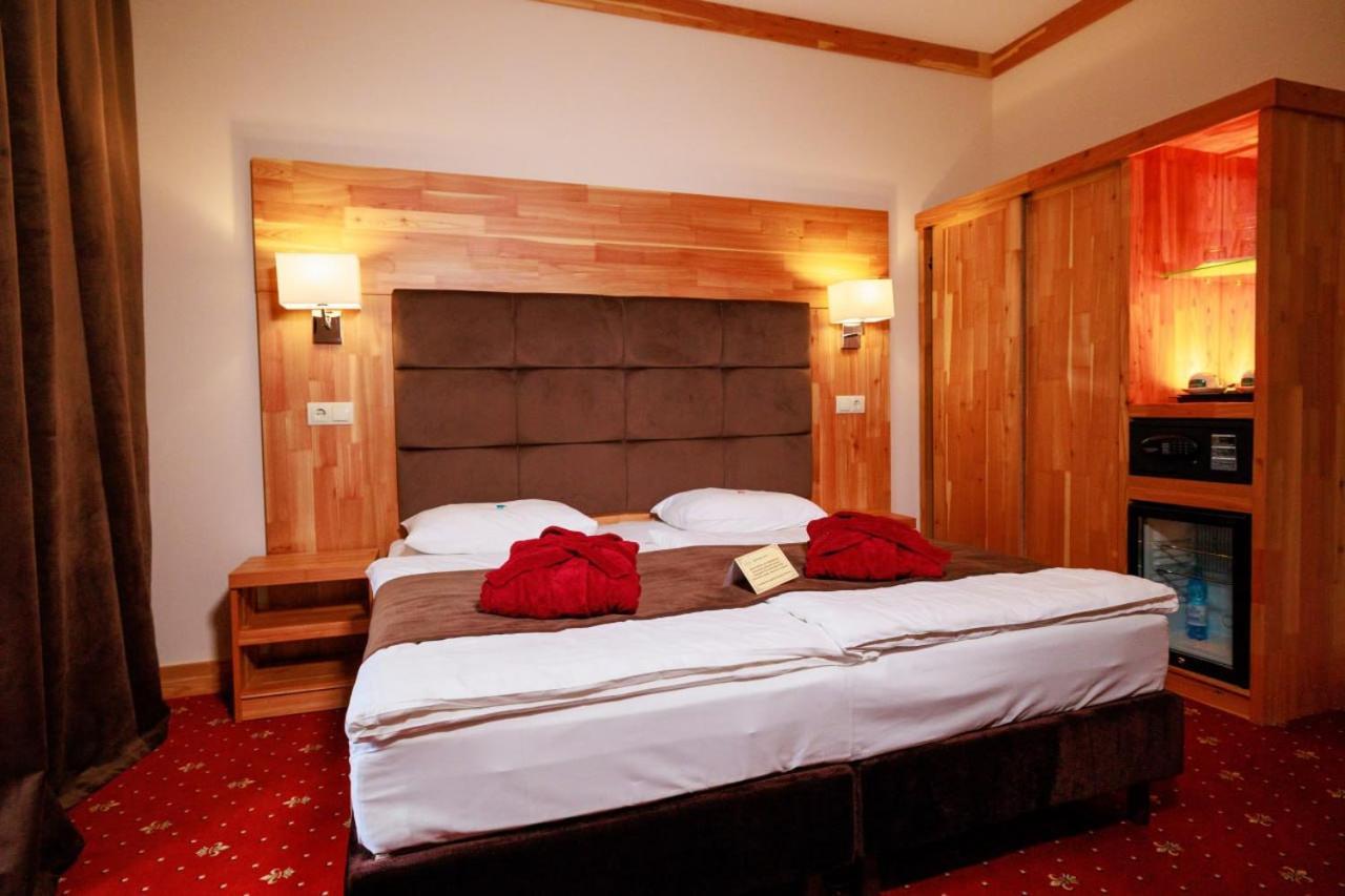 Romantik Spa Hotel Jaremče Exteriér fotografie