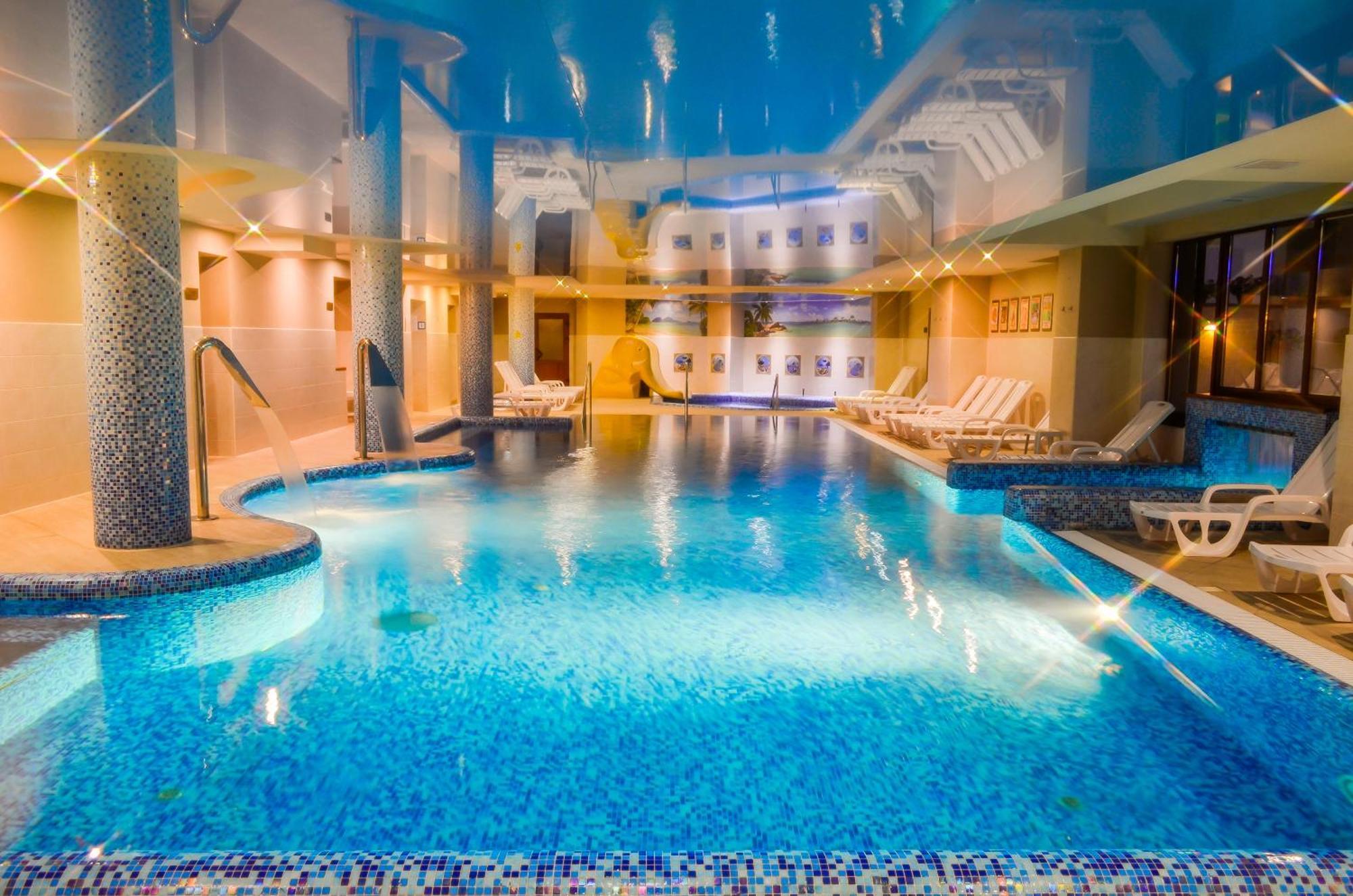 Romantik Spa Hotel Jaremče Exteriér fotografie