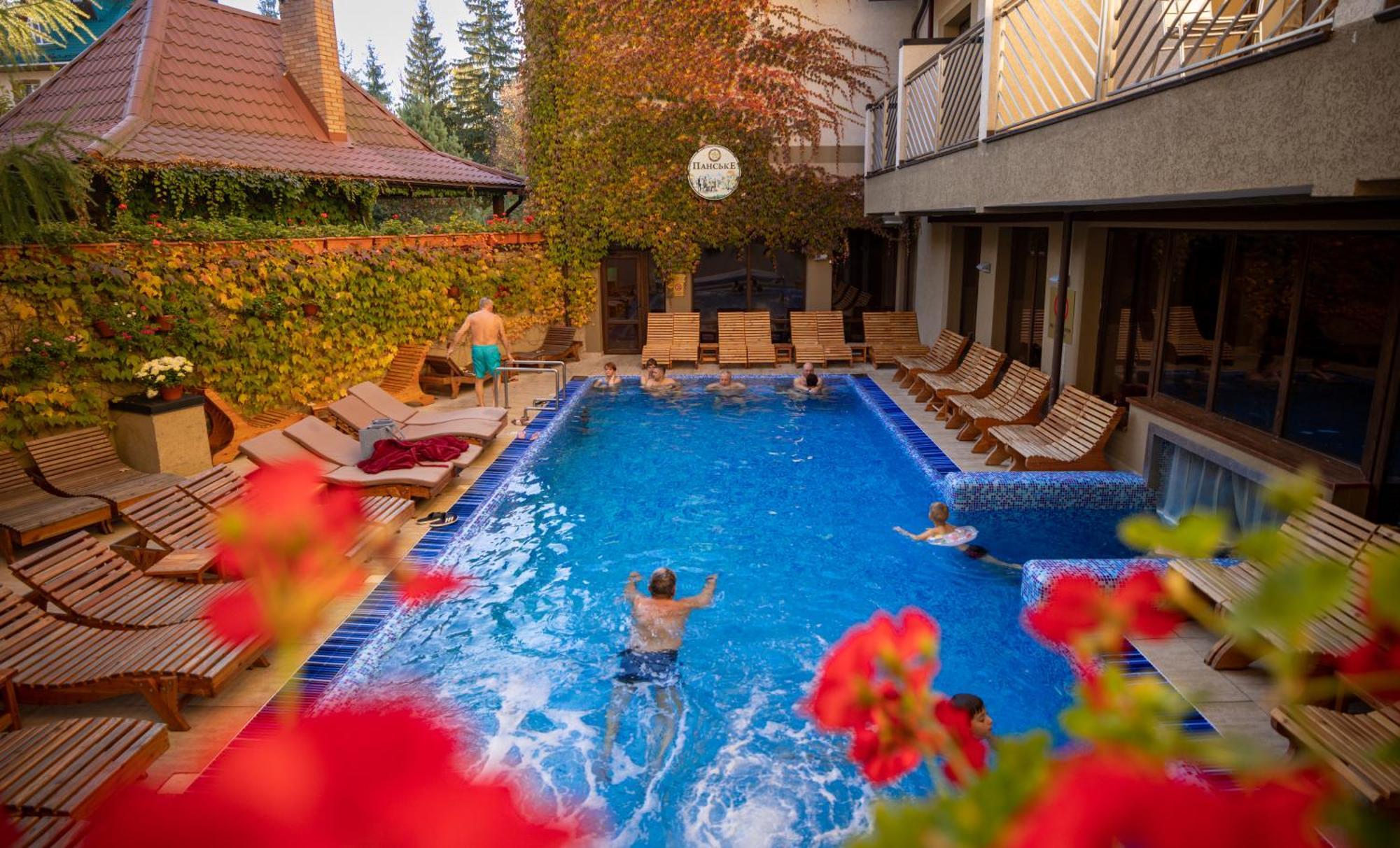 Romantik Spa Hotel Jaremče Exteriér fotografie